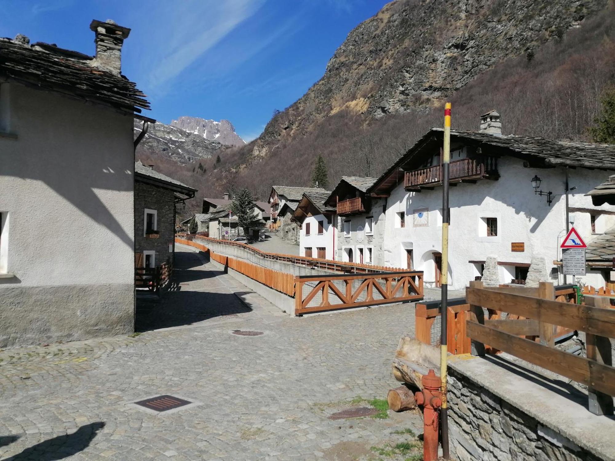 Ca Ad Me Pare Alloggio Con Terrazza Panoramica Moncenisio Eksteriør bilde