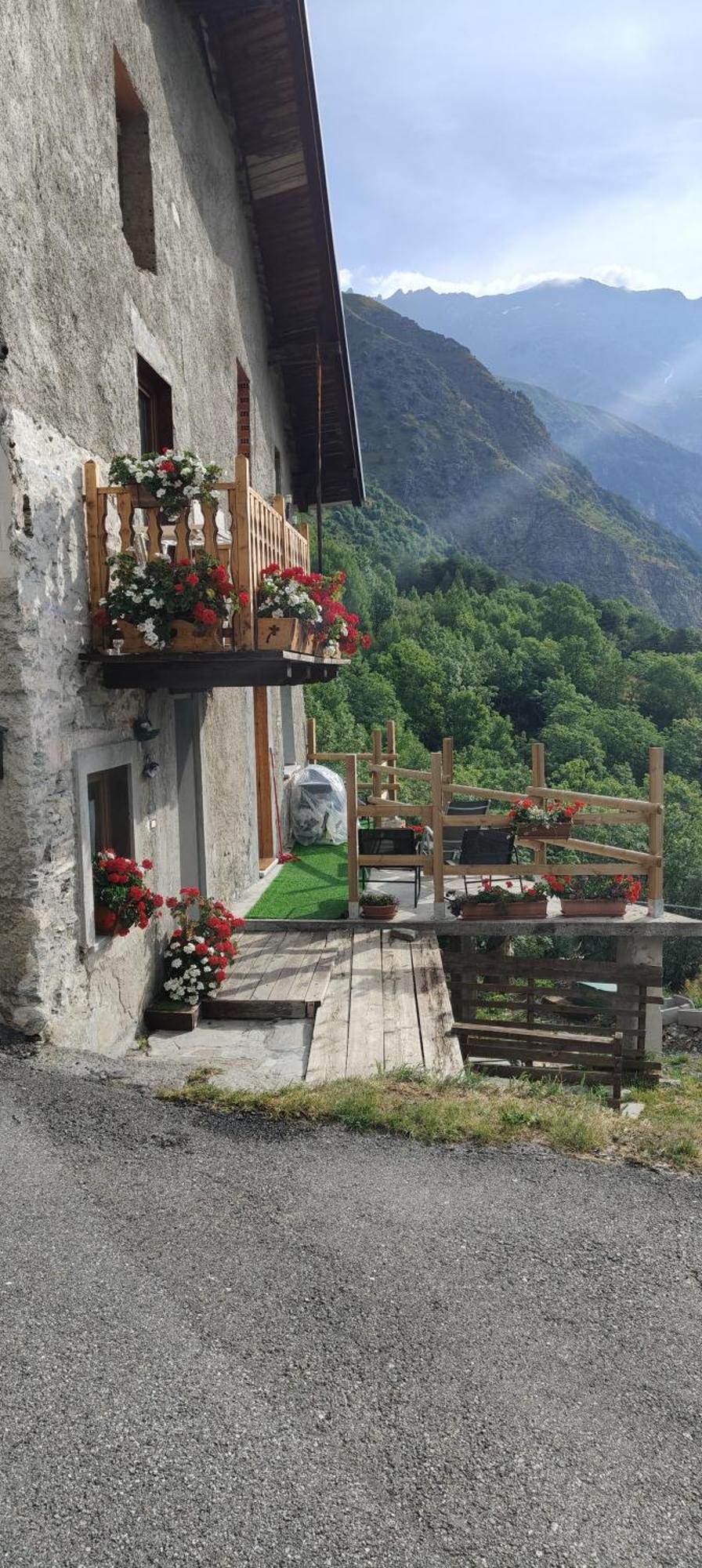 Ca Ad Me Pare Alloggio Con Terrazza Panoramica Moncenisio Eksteriør bilde